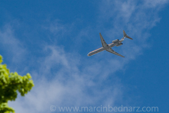 Airplane overhead